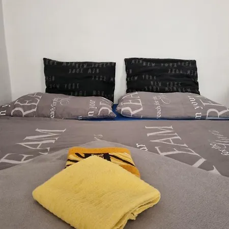 Black&white Near Cathedral Appartamento *