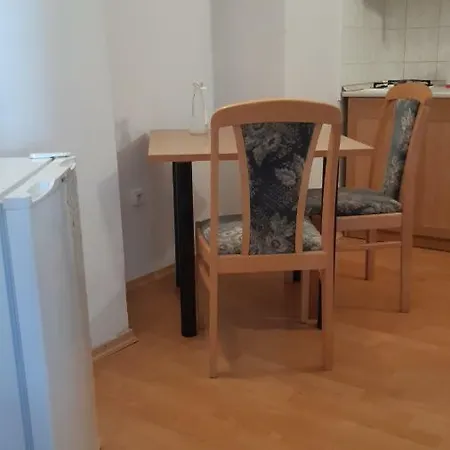 Black&white Near Cathedral Appartamento